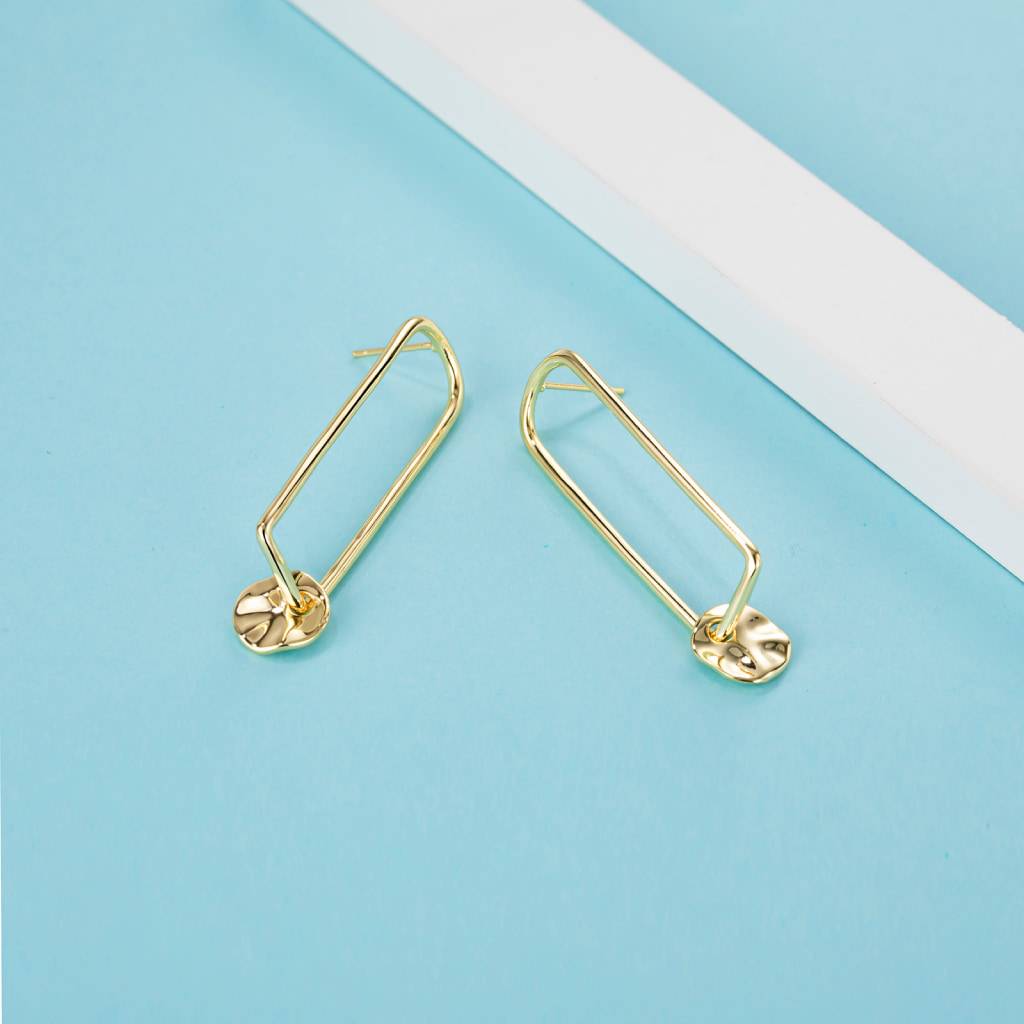 Oblong Gold Earrings Women's Fashion  